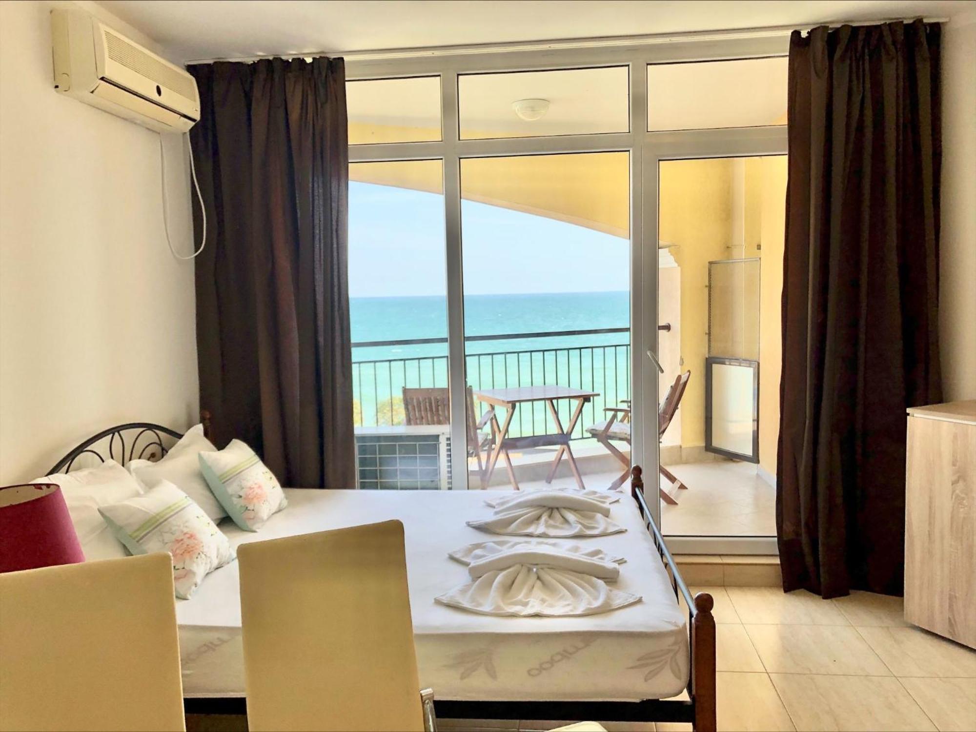 Menada Grand Resort Apartments Aheloy Ruang foto