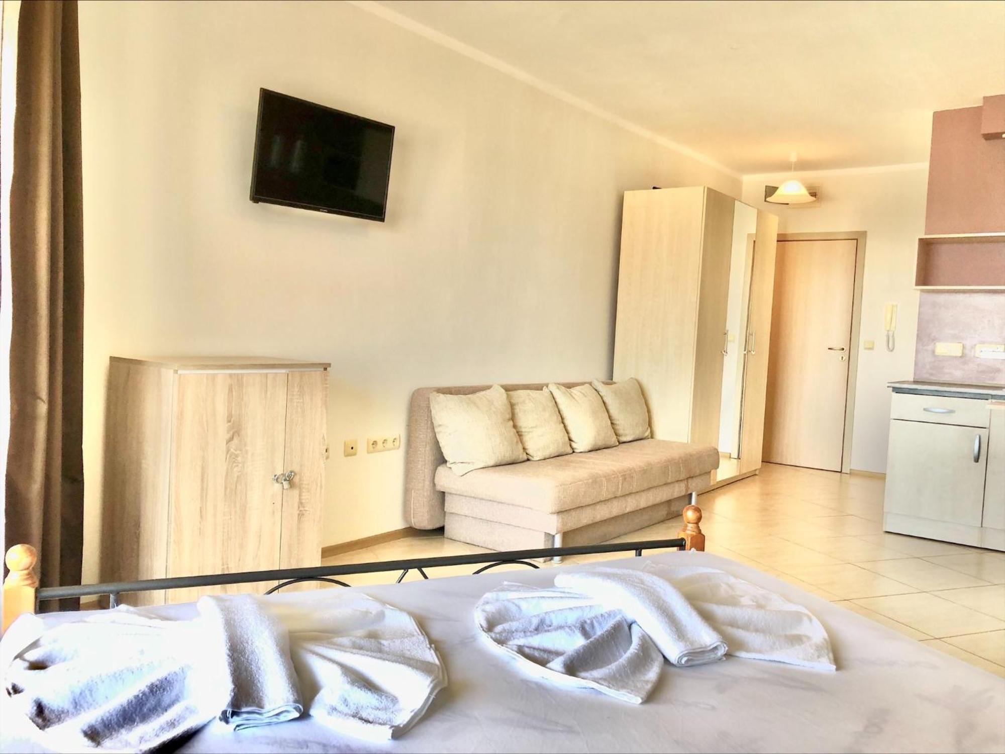 Menada Grand Resort Apartments Aheloy Ruang foto